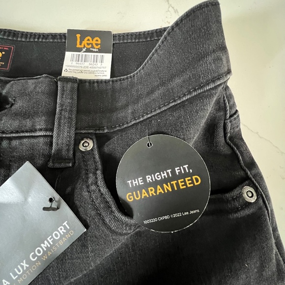 NWT: LEE Skinny High Rise - Size 10P - Picture 9 of 12